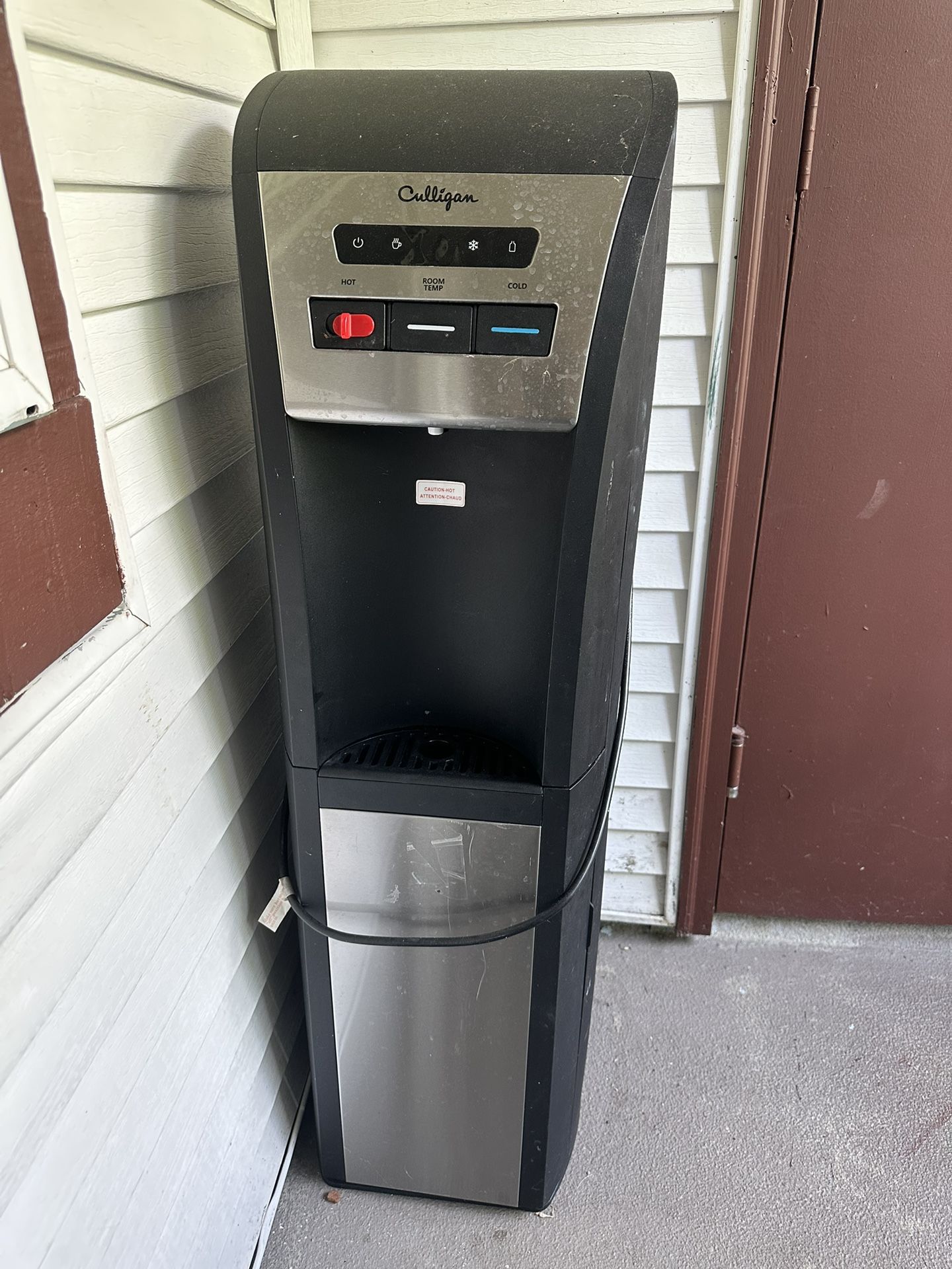 Water Dispenser