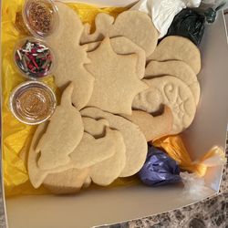 Halloween Decorating Kits