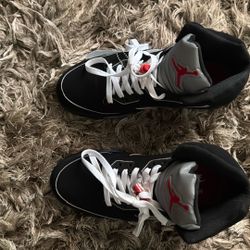 Retro Jordan Metallic 5s