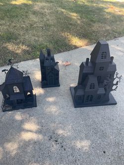 3 haunted houses