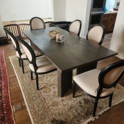 Modern Dining Room Table, Chairs & Rug