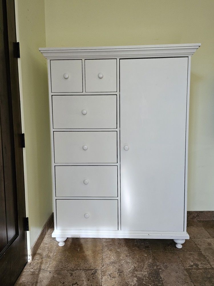 Pottery Barn Kids - Large Armoire/Chest Of Drawers