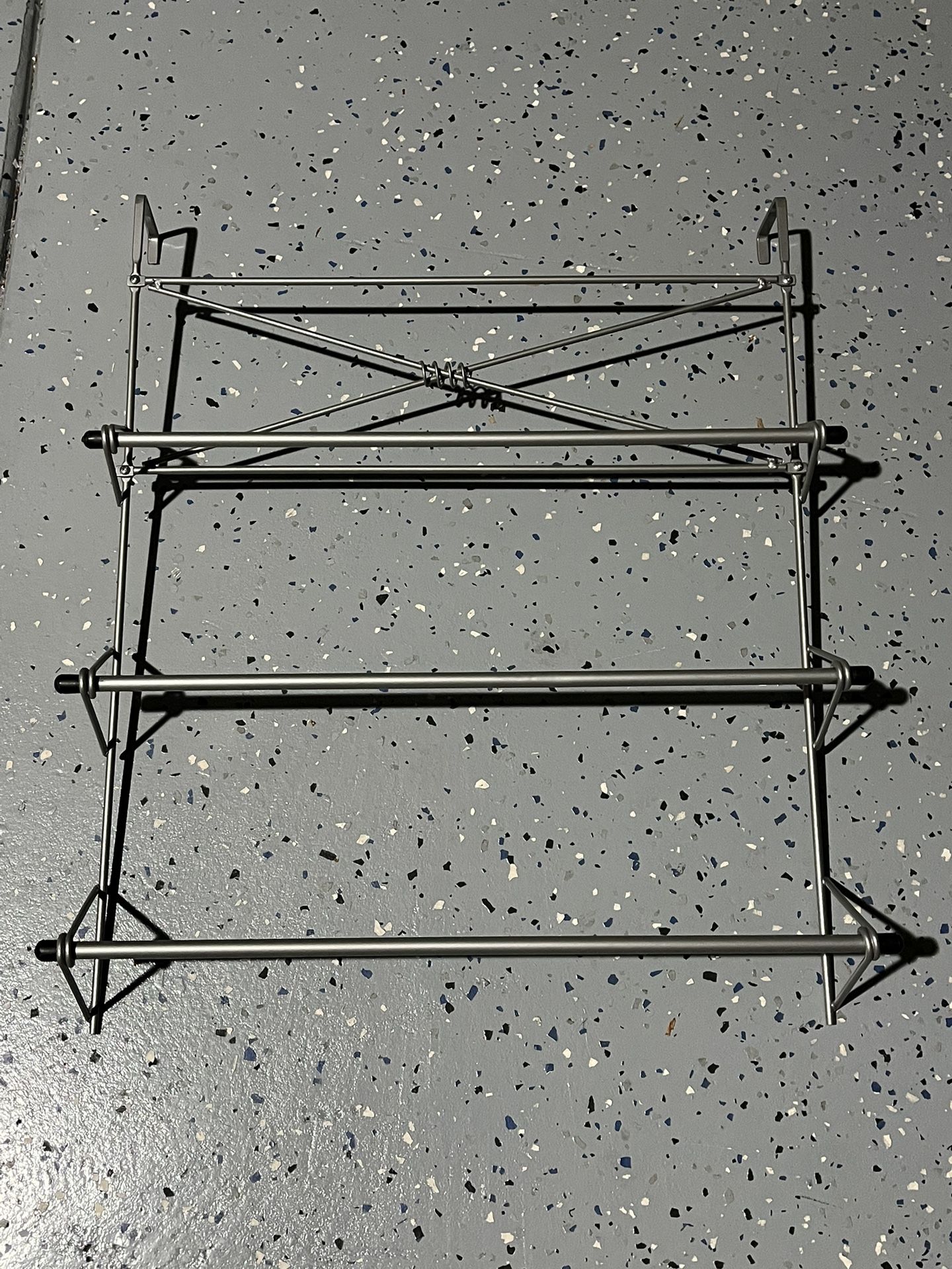 Over-the-door Towel Rack