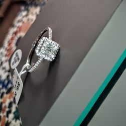 18 Karats White Gold Diamond Ring 0.41Ct 