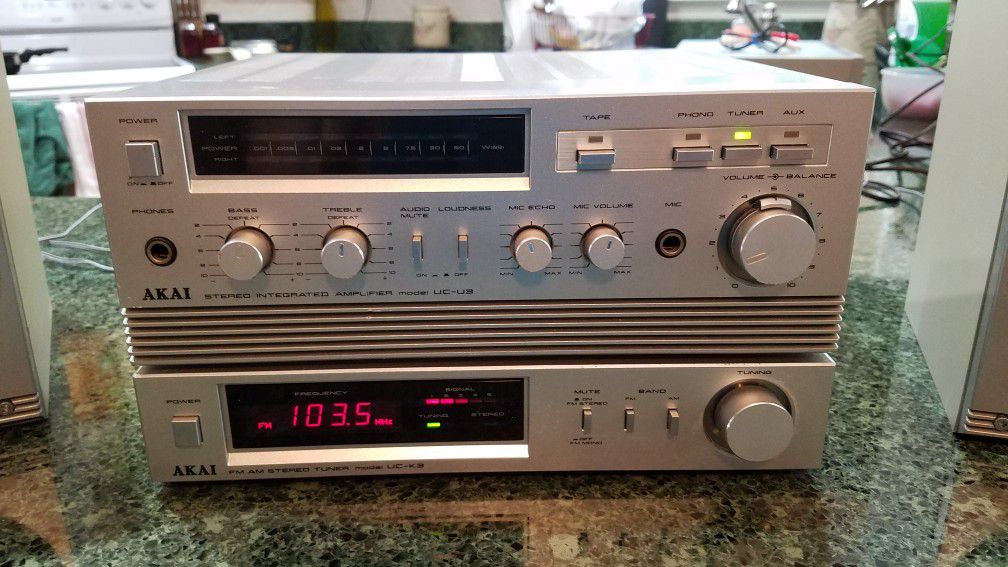 Vintage (1981-82) AKAI stereo system