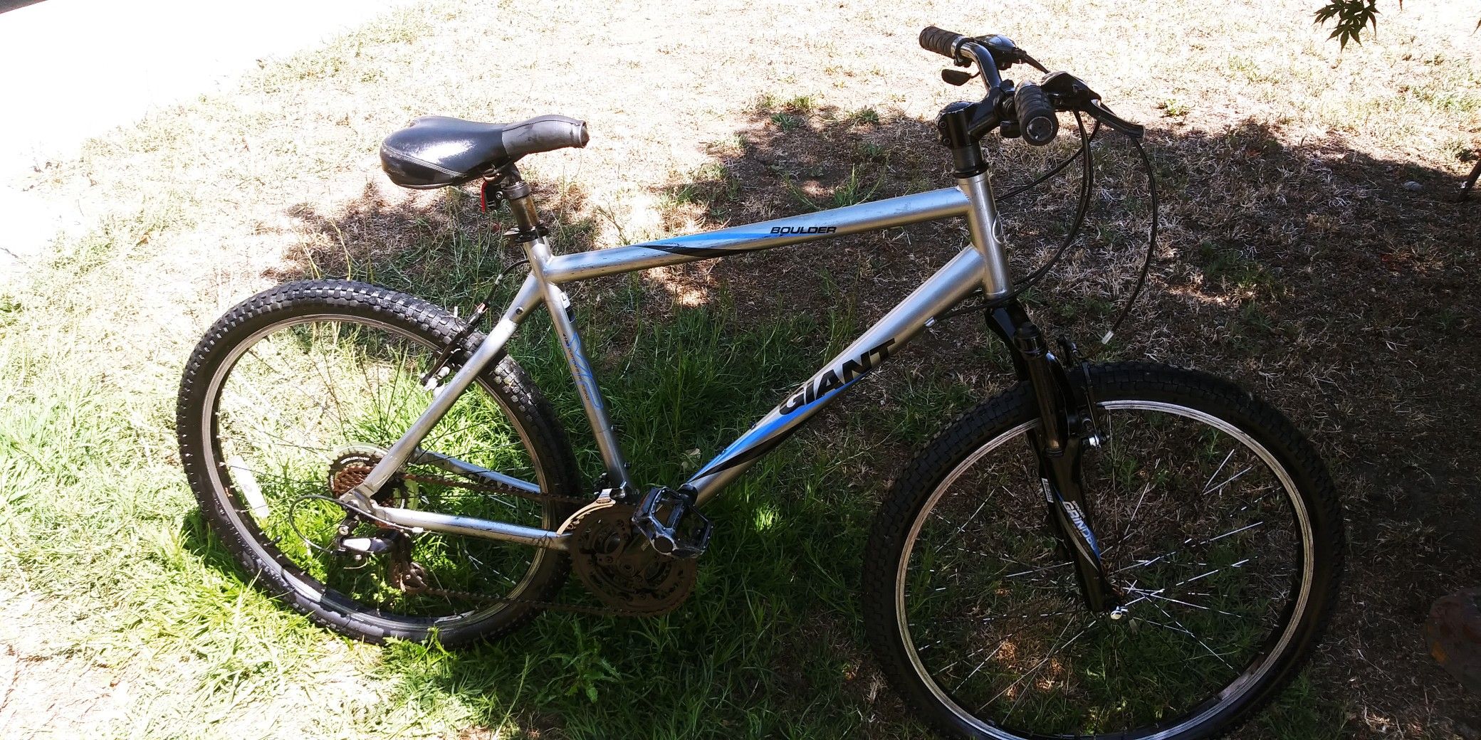 GIANT Boulder bike Mountain bike