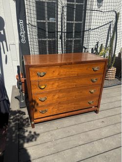 Awesome Stuff Yard Sale (Garage Sale)