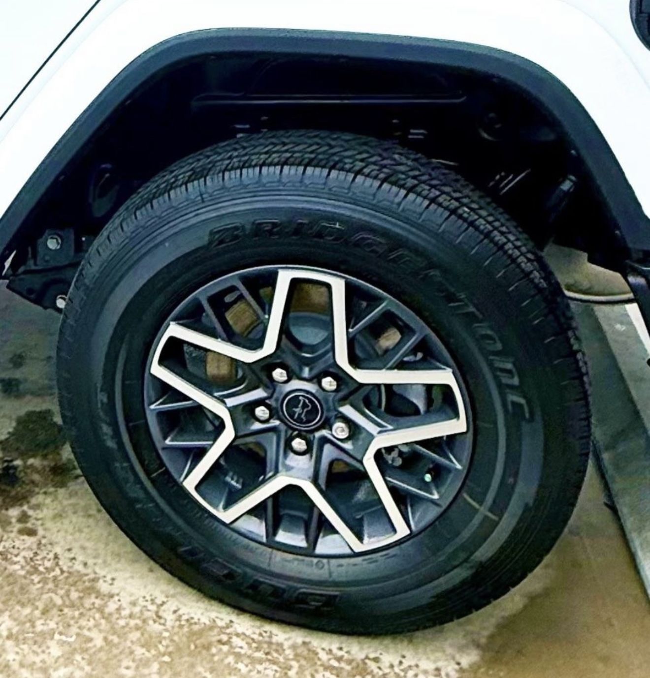 Bridgestone Dueler HT Tires - LIKE NEW!!