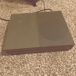 Deal XBOX ONE S 1tb Controllers And Games Charging Dock