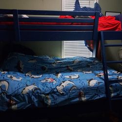 Solid Wood Twin Top Full Bottom Bunk Bed