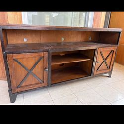 Tv stand