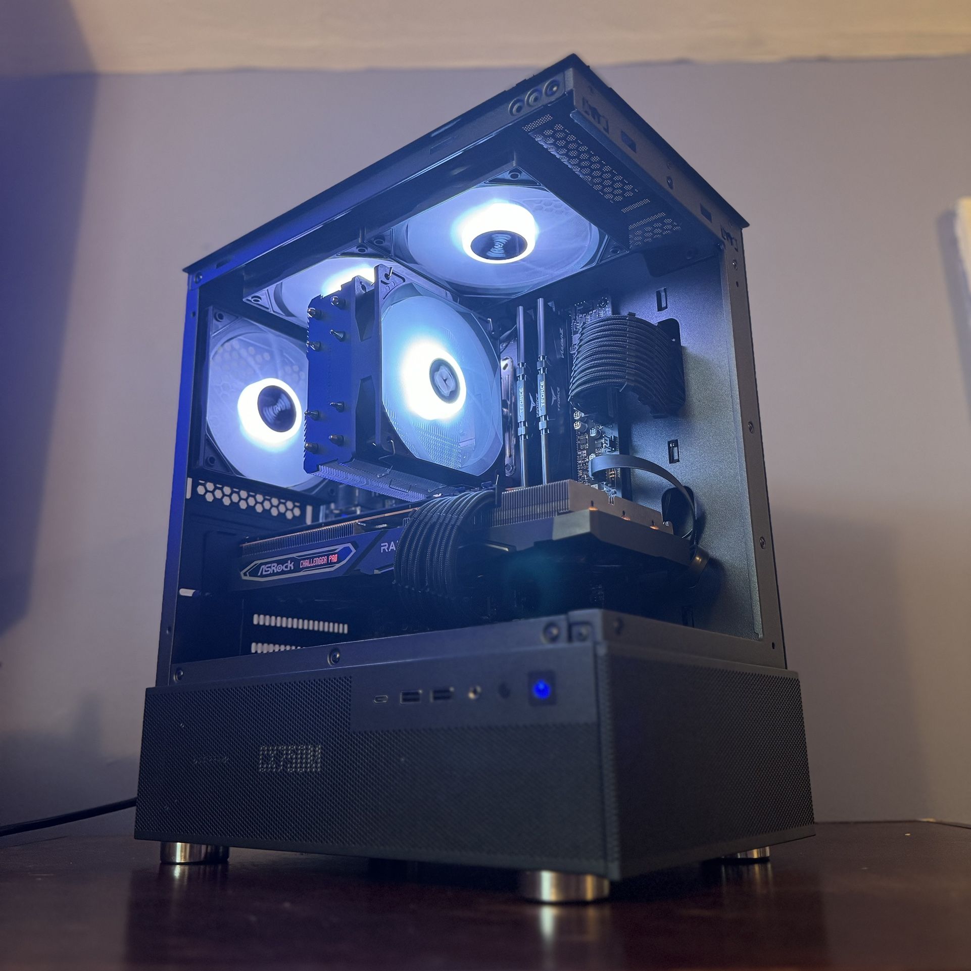 ▪️Black Box Mini▪️RX 6750XT | Ryzen 5 5600 | 1TB SSD | 16GB RAM