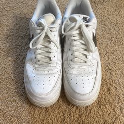 Nike Men’s White Shoes Size 12