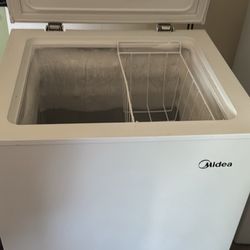 Deep Freezer 