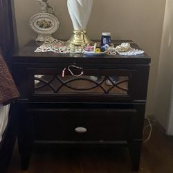 Bedside dresser 