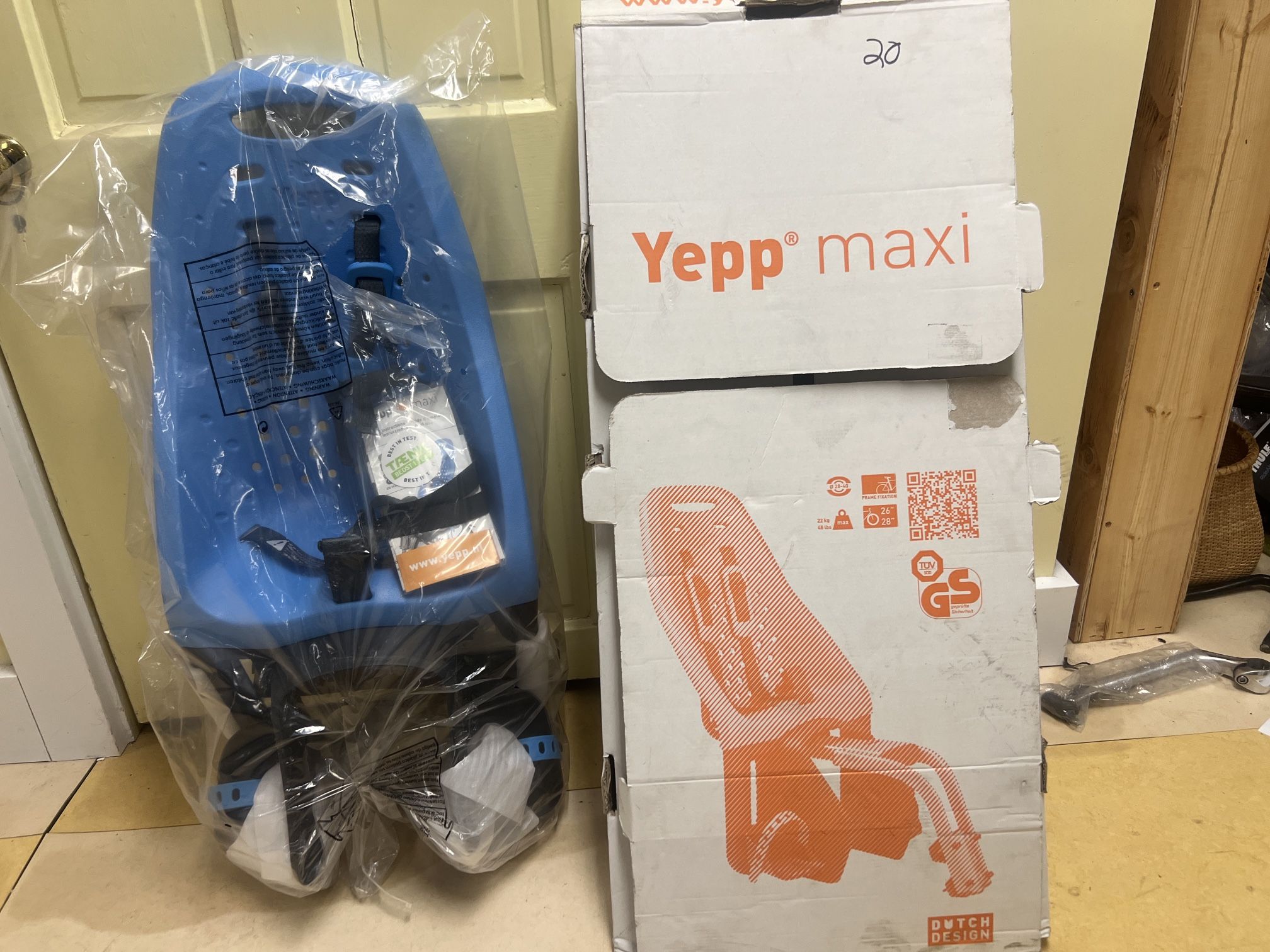 Thule Yepp Maxi (rear). 
