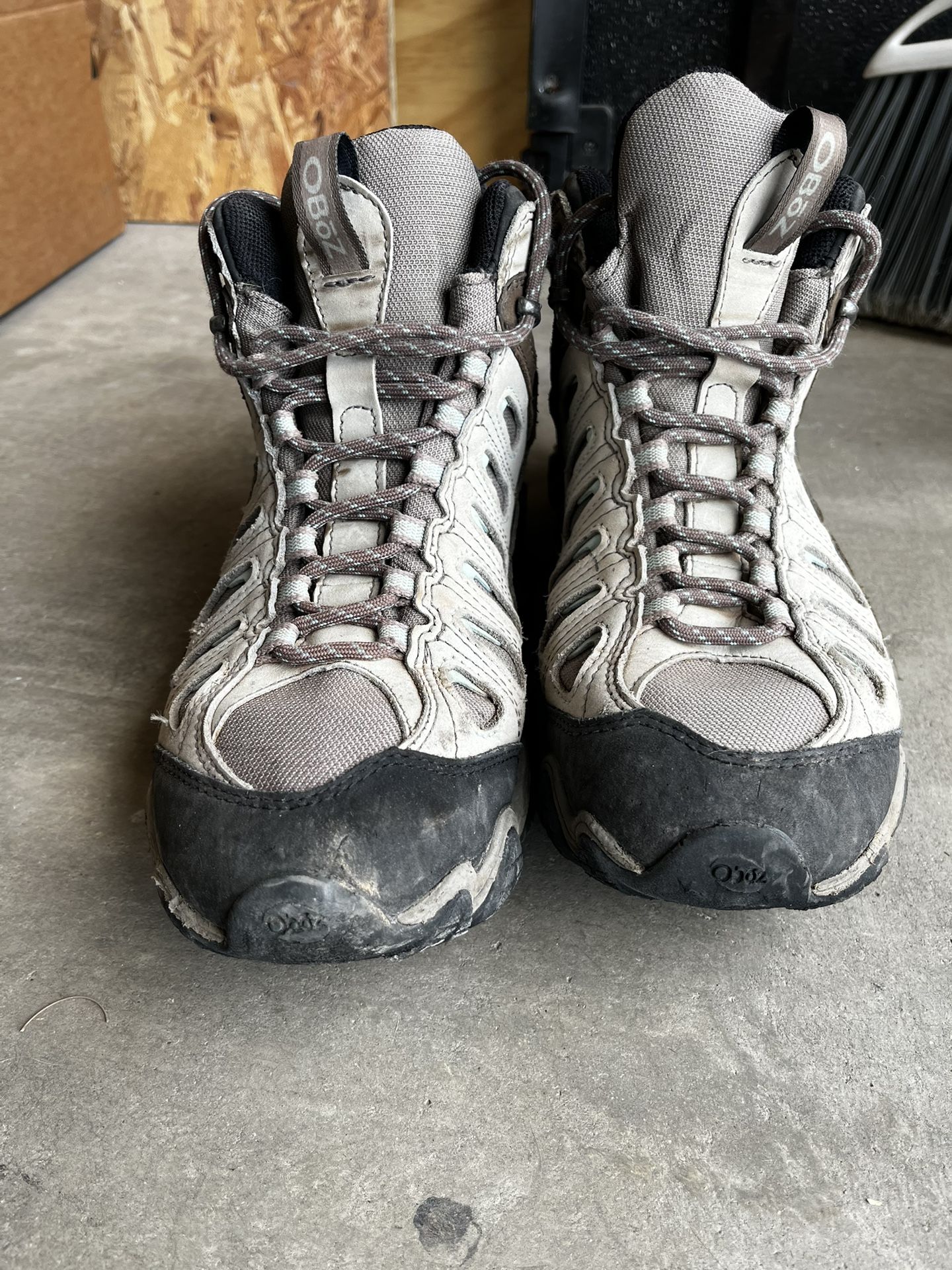 Hiking Boots - Women’s 9.5 - Oboe