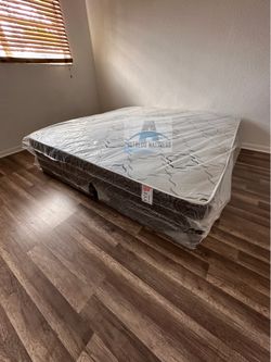 King mattress regular and box spring set (2pc - brand new)