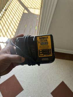 6AH Dewalt battery And Charger.