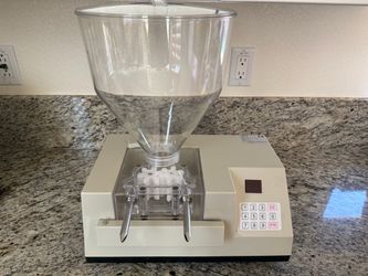 YuFeng Mini Desktop Pastry Cake Bread Jelly Jam Filler Machine Automatic Time Setting