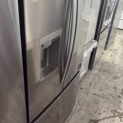 Whirlpool Refrigerator 