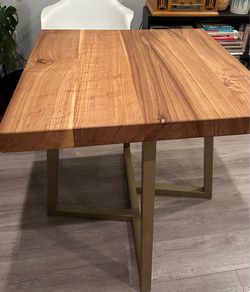 30”x30” Elm wood table with steel base