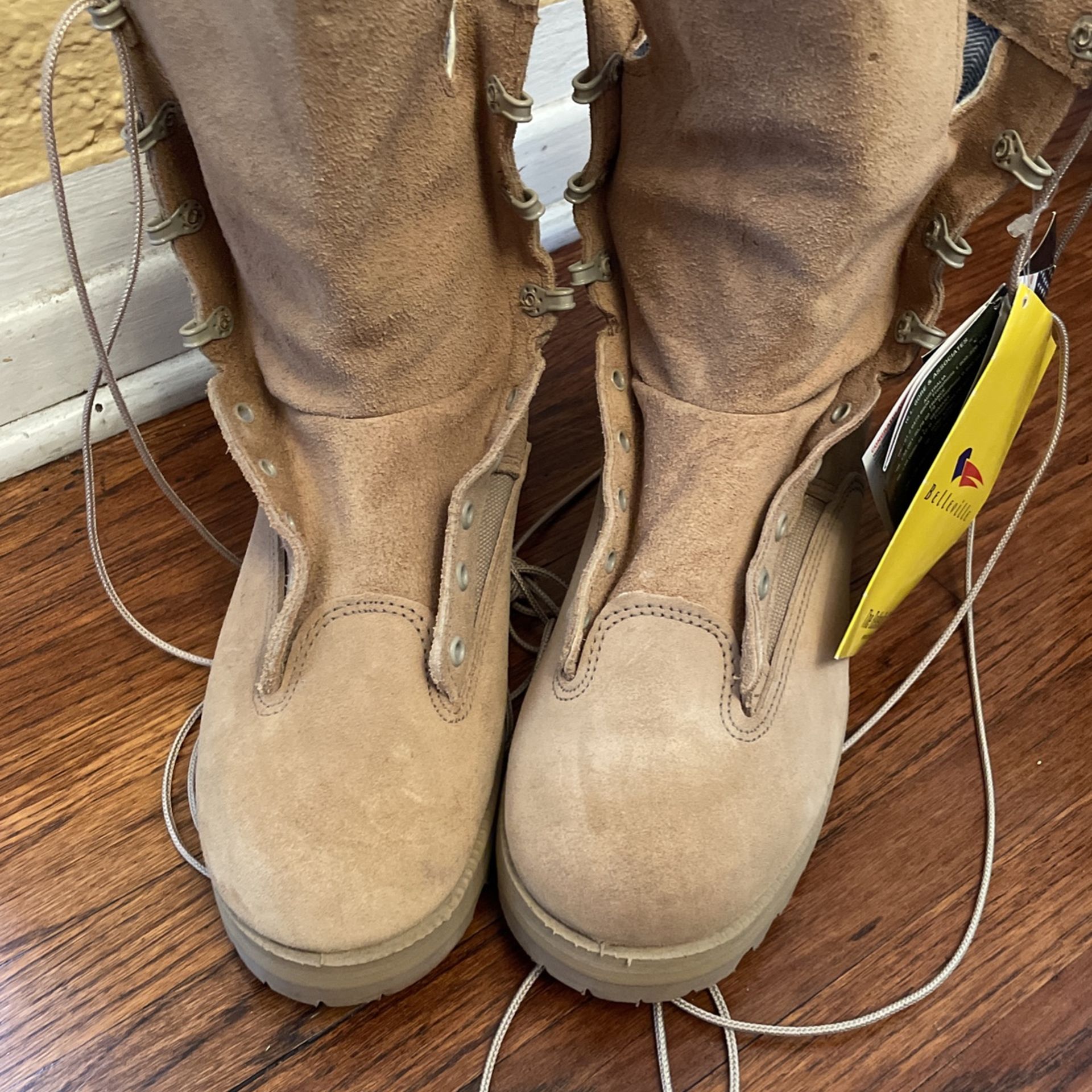 Belleville combat boots 🥾 size 10 R