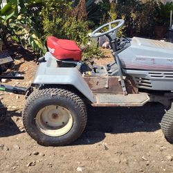 Garden Tractor Riding Mower Montgomery/Craftsman 18hp Twin Cylinder 