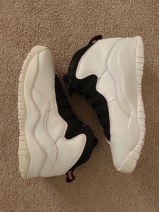 Air Jordan Retro 10 " I'm Back " Size 5.5wmns/ 4 Youth