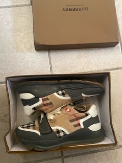 Burberry shoes
