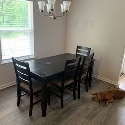 Dining Table & Sectional 