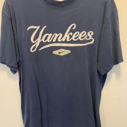 Vintage Nike MLB New York Yankees T-shirt