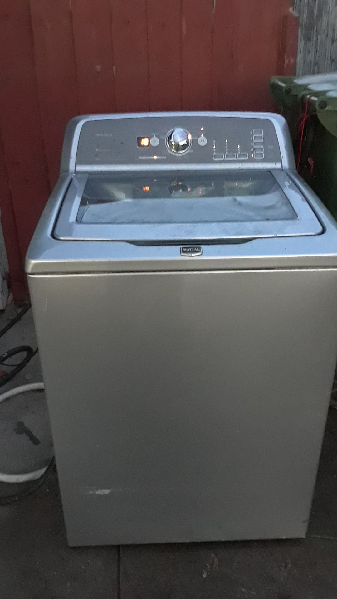 Maytag Bravos X washer good for parts