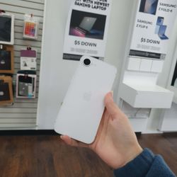 iPhone 16e 6.1"  128GB White Premium Pre-owned - BEST IPHONE DEAL IN TOWN 