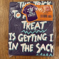 Halloween T-Shirt New Vintage 90s Y2K Hallmark Adult XL Novelty Fun Trick Treat