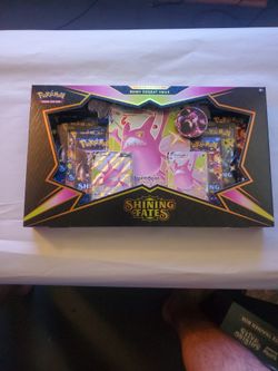 SHINY FATES PREMIUM COLLECTION SHINY COROBAT VMAX