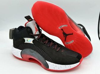 Selling Lot Of Shoes