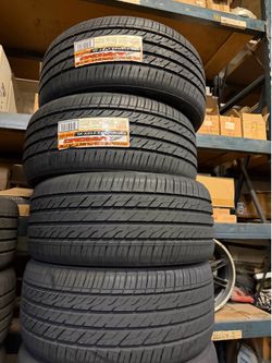 🚨🚘Vendo set de llantas 285 40 22 arroyo tires