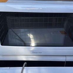 Magic Chef 1.6 Cu Ft Countertop Microwave Oven In White