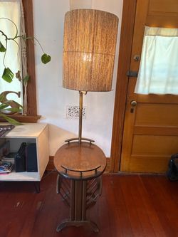Vintage lamp w/ side table