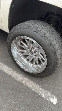 20x12 TIS OFF ROAD RIMS AND TIRES