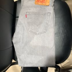 Levi’s Grey 501 Size 33-30