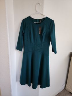New Women's  dress size (M)