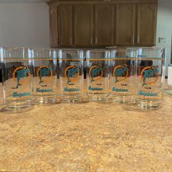 Vintage 1980’s Mobile NFL Miami Dolphins Drinking Glasses- Set Of 6