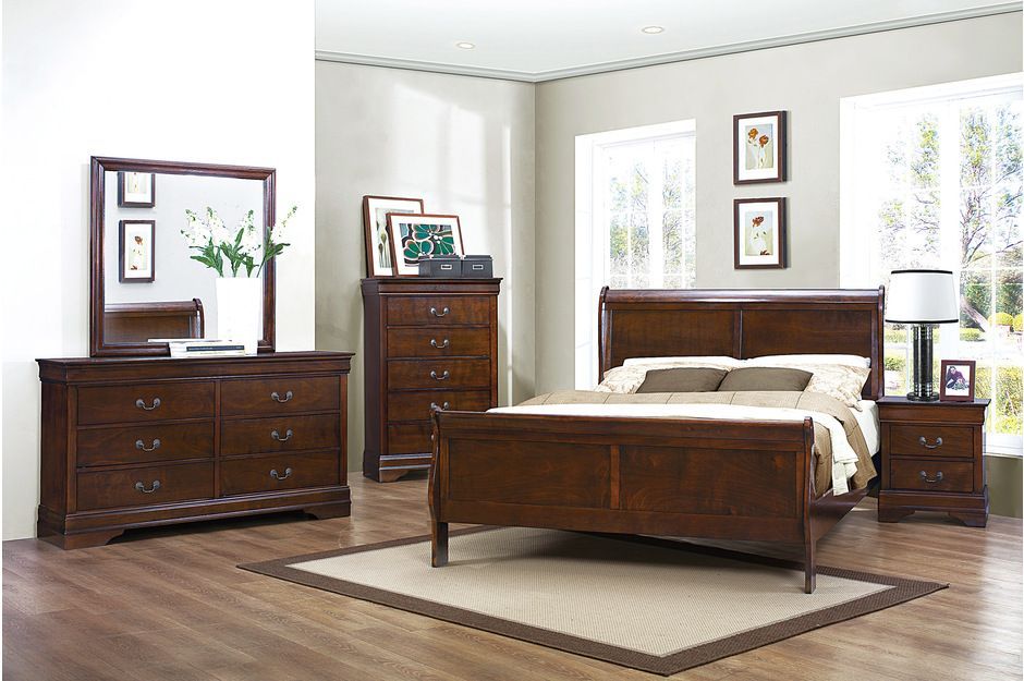 4 Pieces Bedroom set, Queen Bed, Dresser, Mirror, and one Night Stand
