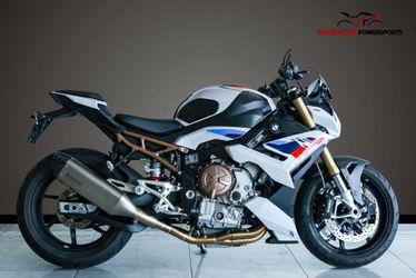 2023 BMW S1000 R