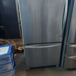 Bottom Freezer Fridge