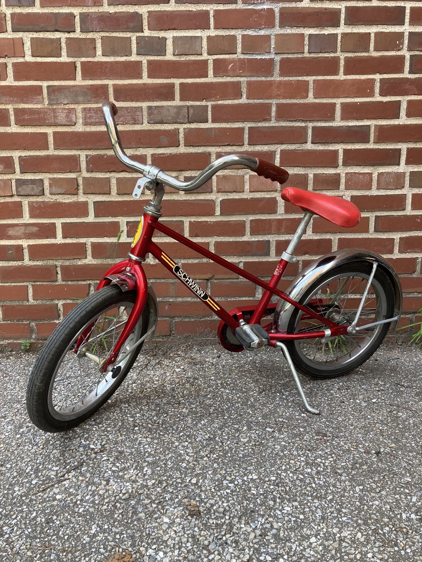 Vintage Schwinn Pixie 16” Kids Bike for Sale in Martins Add, MD