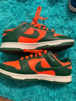Nike Dunk Low Miami Hurricanes Sneakers