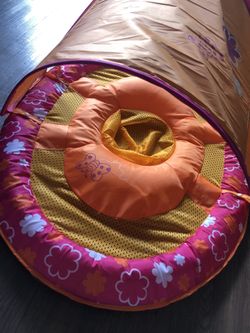 Super cute Child floatie, brand new!